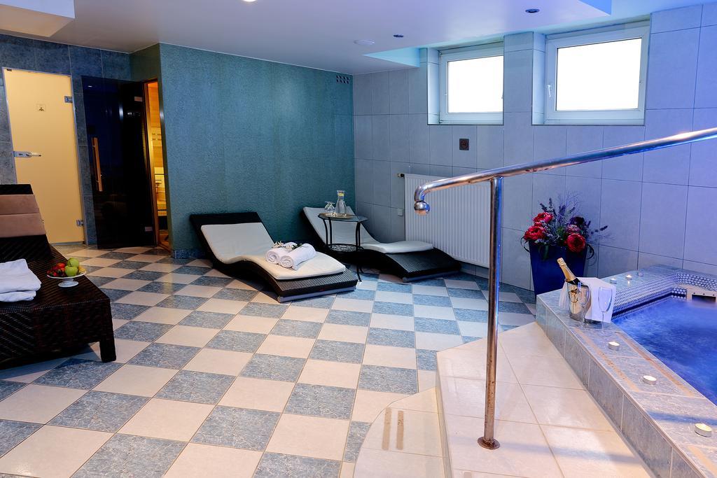 Gostilna In Motel Pri Lesniku Máribor Exterior foto