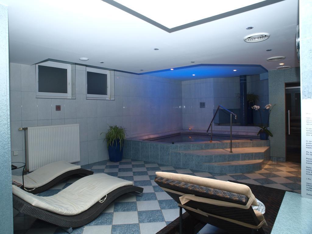 Gostilna In Motel Pri Lesniku Máribor Exterior foto
