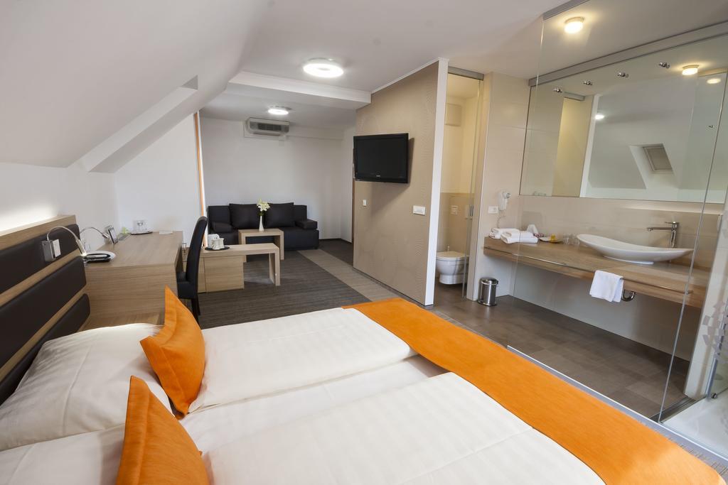 Gostilna In Motel Pri Lesniku Máribor Exterior foto