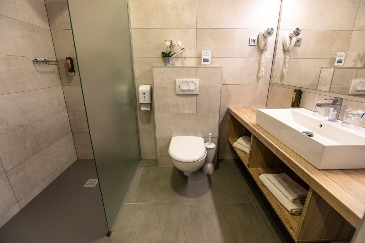 Gostilna In Motel Pri Lesniku Máribor Exterior foto