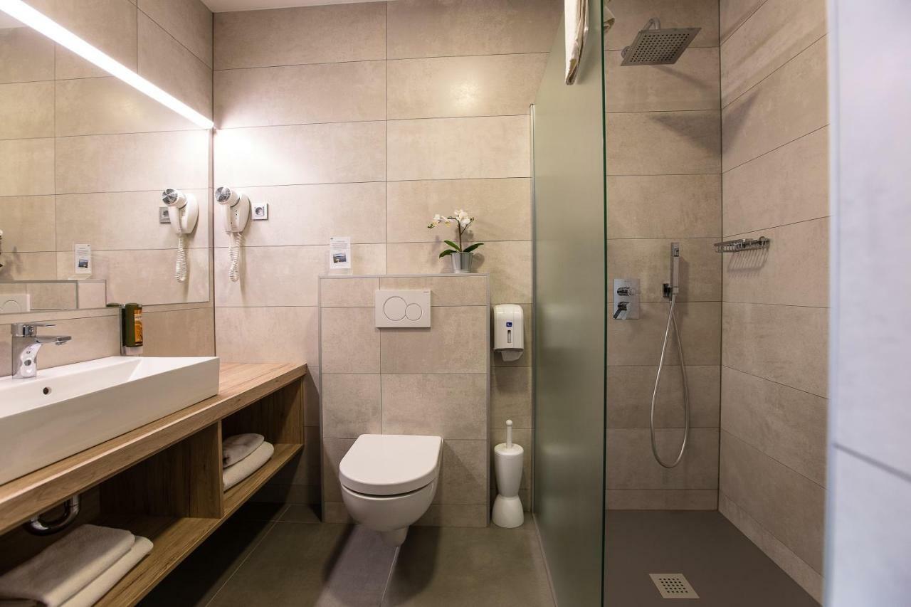 Gostilna In Motel Pri Lesniku Máribor Exterior foto