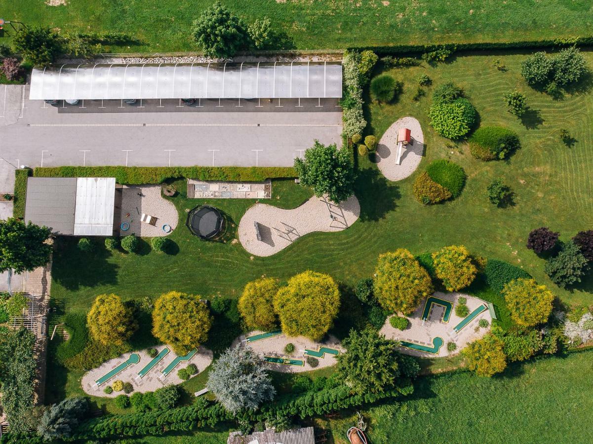 Gostilna In Motel Pri Lesniku Máribor Exterior foto
